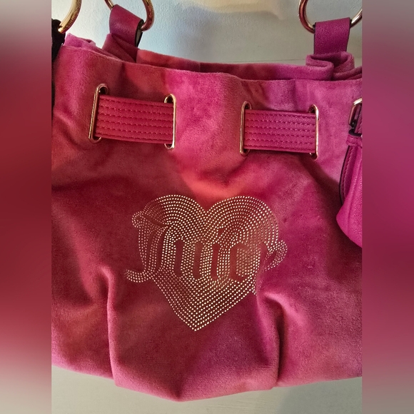 Juicy Couture Hot Pink Velour Shoulder Bag w/ Charm & Mini Pouch – NWT - Picture 5 of 6
